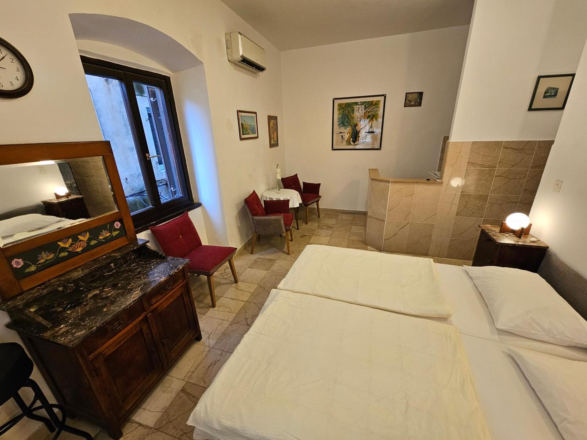 Center Room D16 In The Ancient Roman Palace 스플리트 외부 사진